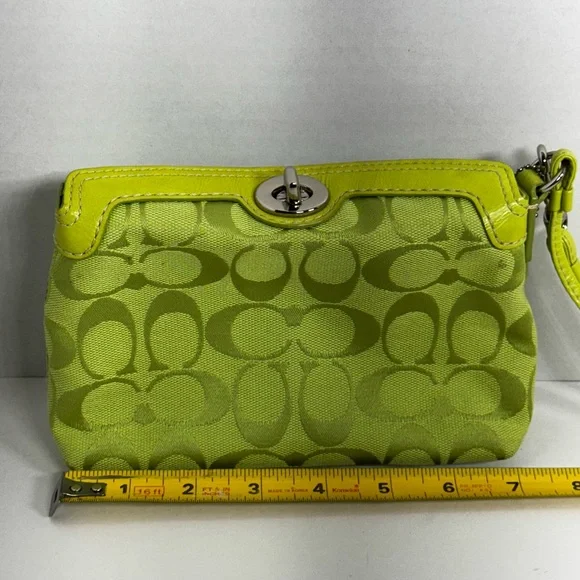Coach Signature Lime Green Mini Convertible Shoulder/Wristlet bag - Picture 12 of 16